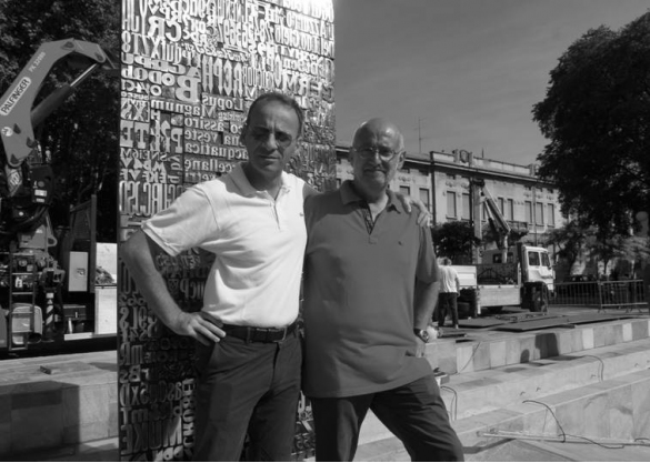 Piazza Lorenzo Berzieri: Lavori durante la ristrutturazione, Massimo Cavalli, Assessore nel 2010 e l'Ing. Rossano Varazzani Comune di Salsomaggiore 