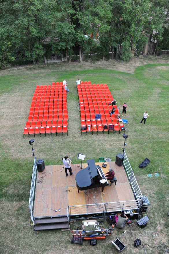 Musica in Castello - Castello di Scipione: Anno 2011 - Allestimento spettacolo