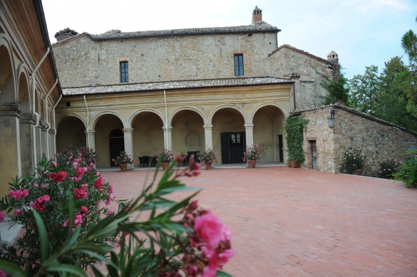 Castello di Scipione: Cortile interno