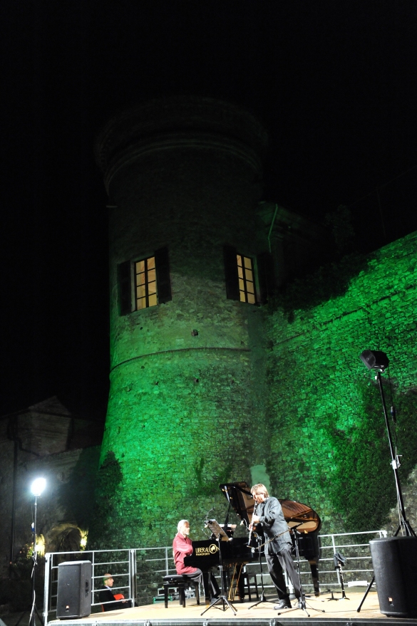 Musica in Castello - Castello di Scipione: Anno 2011 - Spettacoo musicale