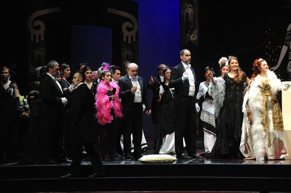 La Traviata, opera lirica di Giuseppe Verdi: Anno 2009 - Lo spettacolo teatrale