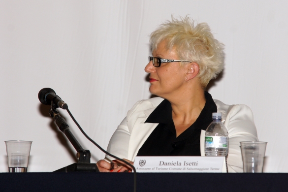 Convegno “Novità introdotte dal Governo: una nuova attenzione al turismo” partecipa il Sottosegretario di Stato del Ministero dei Beni e delle Attività Culturali e del Turismo, Francesca Barracciu: Anno 2014, venerdì 5 settembre - L'Assessore al Turismo Daniela Isetti