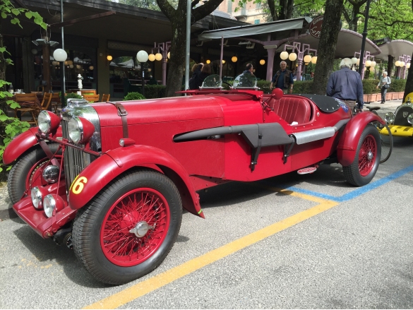 Gran Premio Terre di Canossa: Anno 2015 - Competiizone auto d'epoca. Sosta di tappa a Salsomaggiore Terme