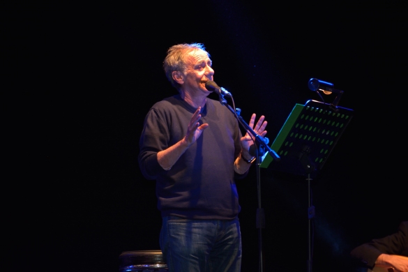 Roberto Vecchioni in concerto: Teatro Nuovo Salsomaggiore - «Il Mercante di Luce Tour 2015»