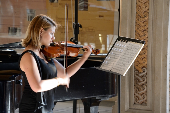 I Musici di Parma Sebino Salso Summer Festival: 24 maggio 2015 - Sviolinata, concerto alle Terme Berzieri. L'esibizione di una allieva dell'academy