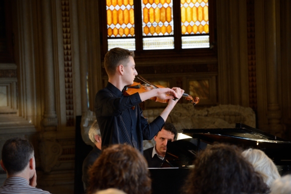 I Musici di Parma Sebino Salso Summer Festival: 24 maggio 2015 - Sviolinata, concerto alle Terme Berzieri. L'esibizione di un violinista dell'academy
