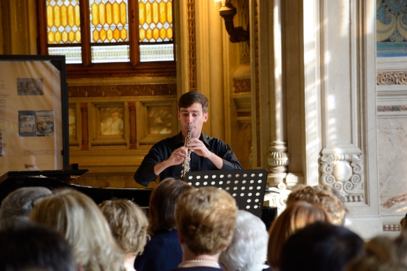 I Musici di Parma Sebino Salso Summer Festival: 2 giugno 2015 -  Suoni D'Ancia concerto alle Terme Berzieri. L'esibizione di un allievo dell'academy
