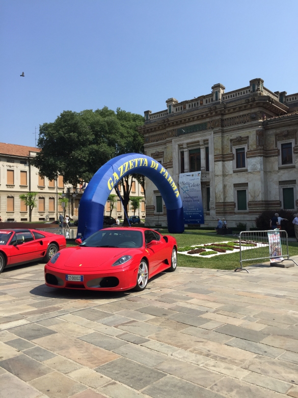Salsomotormeeting: Anno 2015 - Ferrari in mostra in piazza Berzieri