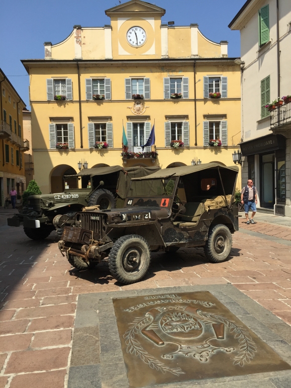 Salsomotormeeting: Anno 2015 - Jeep militare in esposizione