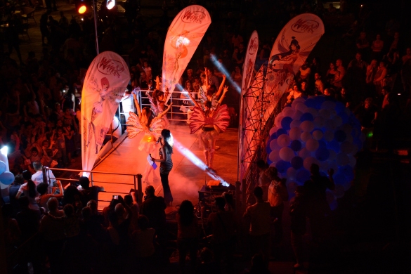 Notte Celeste: Anno 2015 - Concerto Winx in piazza