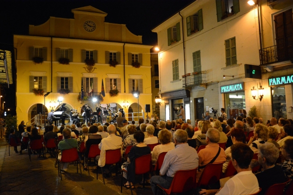 Salso Summer Class & Festival: 24 giugno 2016 - La piazza gremita dal pubblico