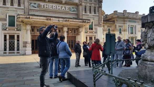 Giornata Nazionale del Trekking Urbano: Anno 2015 - Il ritrovo in piazza Berzieri