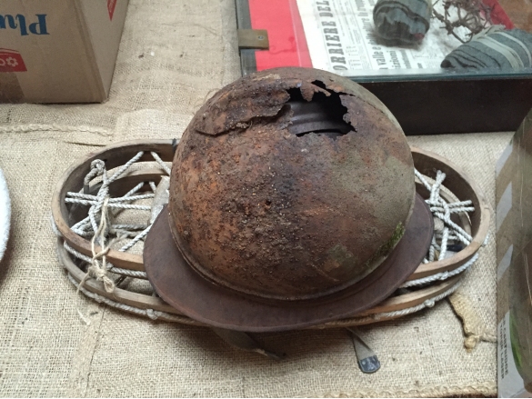 Mostra Grande Guerra: Esposizione di un elmetto militare provenienti dal museo di Forni Avoltri (UD)