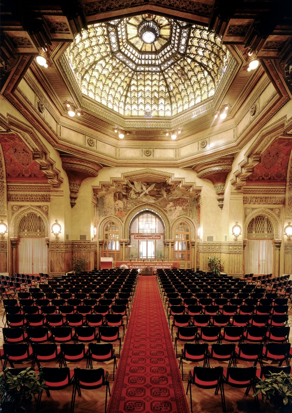 Palazzo Congressi, Salone Moresco: 