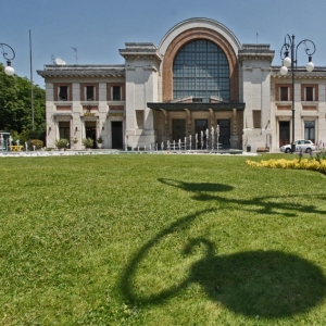 Stazione Ferroviaria: Facciata dell'edificio