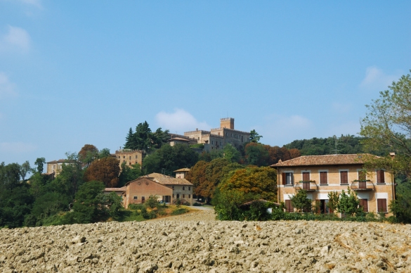 Tabiano: Veduta del castello