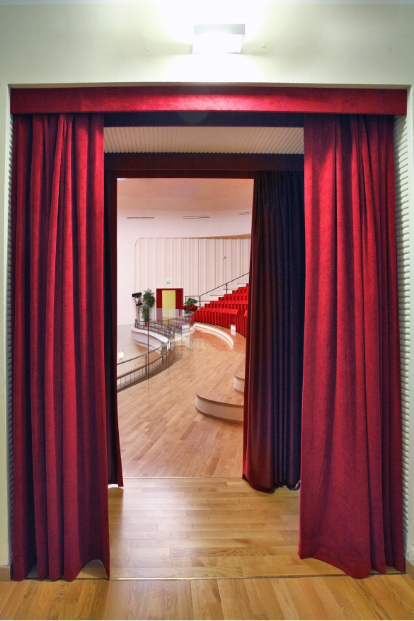 Teatro Nuovo: La galleria