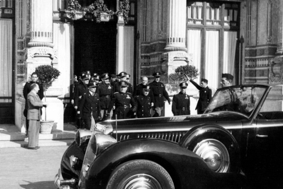 Terme Berzieri: Salsomaggiore 1941 - Il Duce in visita alla città