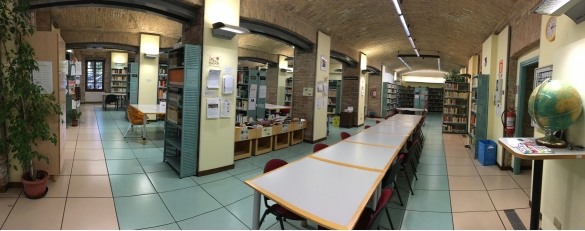 Biblioteca Comunale: Veduta  panoramica dell'interno