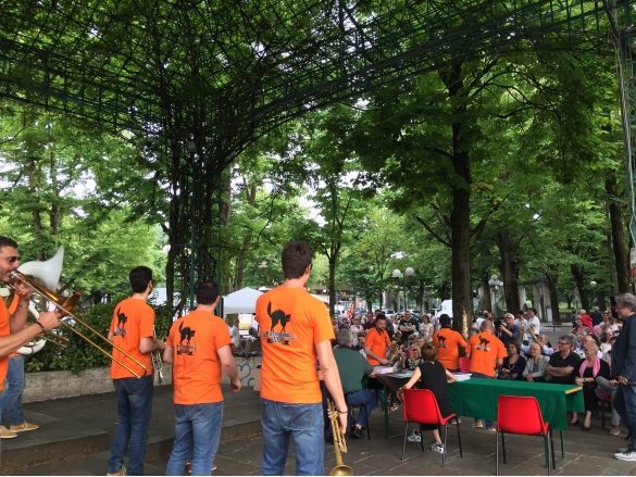 P funking Band: Anno 2016 - La band in concerto al gazebo fi viale Romagnosi
