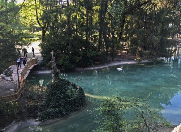 Parco Mazzini : L'incantevole laghetto immerso nella natura del parco