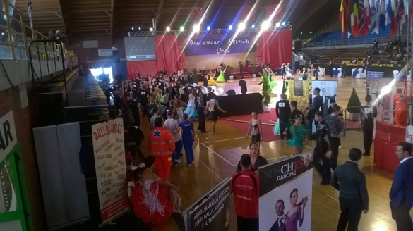 Dance Sport: Competizione di danze standard