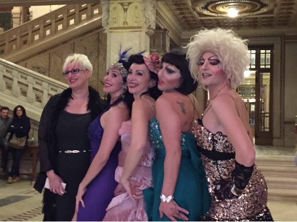 Burleque : Anno 2015 - Gli artisti con l'Assesore Daniela Isetti alle Terme Berzieri