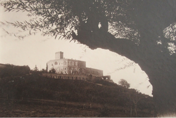 Castello di Tabiano - Collezione Biblioteca Comunale G. D. Romagnosi: (Album Municipio di Salsomaggiore, le provvidenze del Comune in ordine di servizi pubblici)