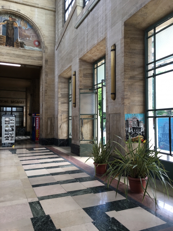 Stazione Ferroviaria: Interno