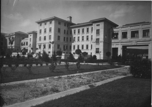 Terme Giacomo Tommasini - Collezione Biblioteca Comunale G. D. Romagnosi: 1933 circa - Il complesso termale
