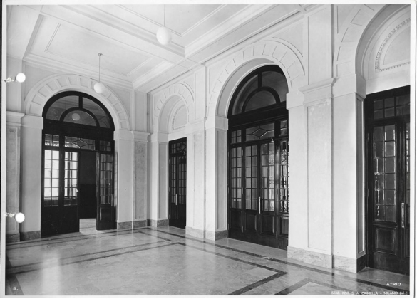 Terme Giacomo Tommasini - Collezione Biblioteca Comunale G. D. Romagnosi: 1933 circa - Atrio interno