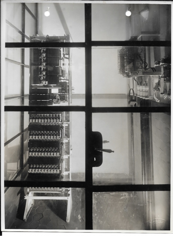 Terme Giacomo Tommasini - Collezione Biblioteca Comunale G. D. Romagnosi: 1933 circa - Centrale elettrica, centralino telefonico