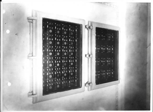 Terme Giacomo Tommasini - Collezione Biblioteca Comunale G. D. Romagnosi: 1933 circa - Reparto cure, quadro per relais e segnalazioni