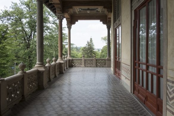 Palazzo dei Congressi - Loggiato: 