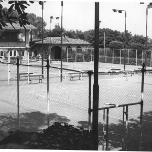 Poggio Diana - Collezione Biblioteca Comunale G. D. Romagnosi: 1950 circa - I campi da tennis del circolo