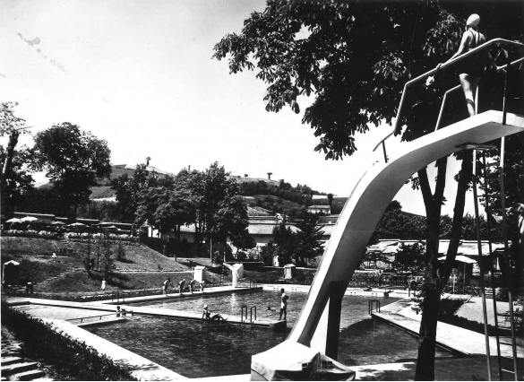 Piscina Leoni - Collezione Biblioteca Comunale G. D. Romagnosi: Anni '30 del Novecento - La piscina