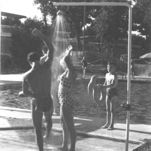 Piscina Leoni - Collezione Biblioteca Comunale G. D. Romagnosi