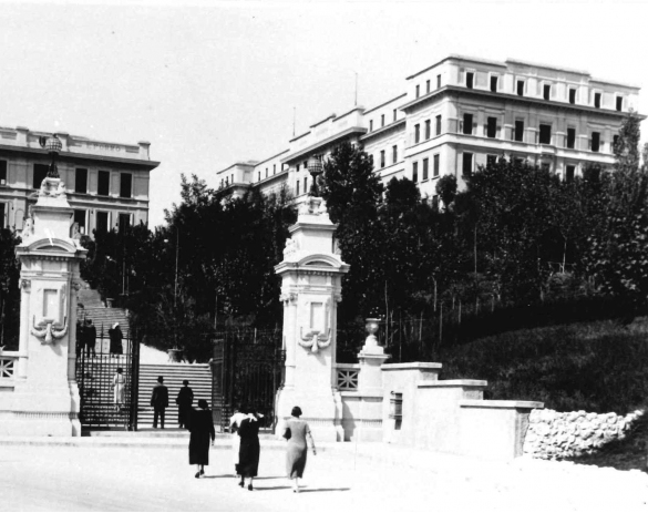Albergo Porro e Valentini - Collezione Biblioteca Comunale G. D. Romagnosi: 