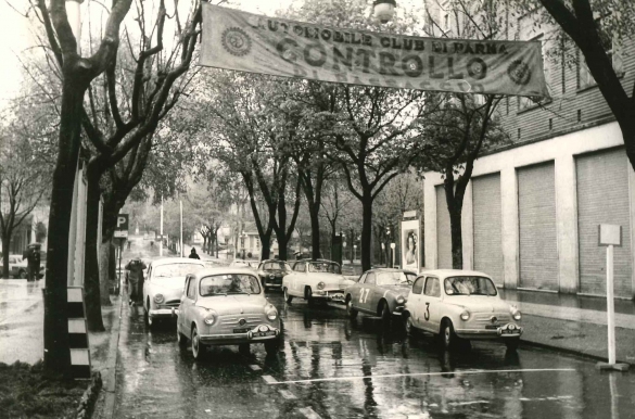 Gara Automobilistica - Collezione BIblioteca G.D.Romagnosi: 1961, Ponte automobilistico Napoli-Milano organizzato dai giornali 'Il mattino' e 'Corriere di Napoli'