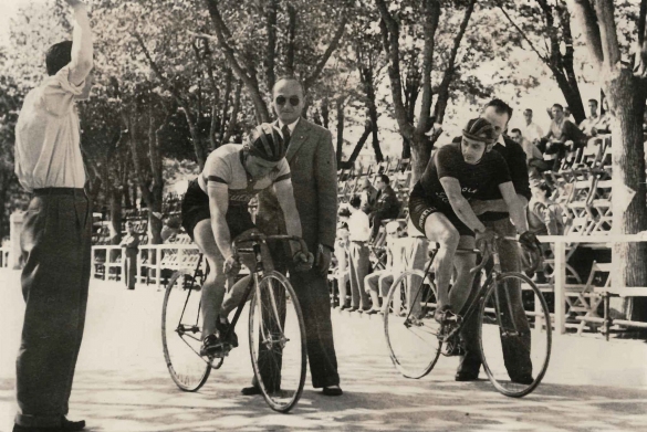 1959 Giro d'Italia - Collezione Biblioteca comunlae G.D Romagnosi:  17/05/1959 - Gara individuale a cronometro sul circuito di Tabiano