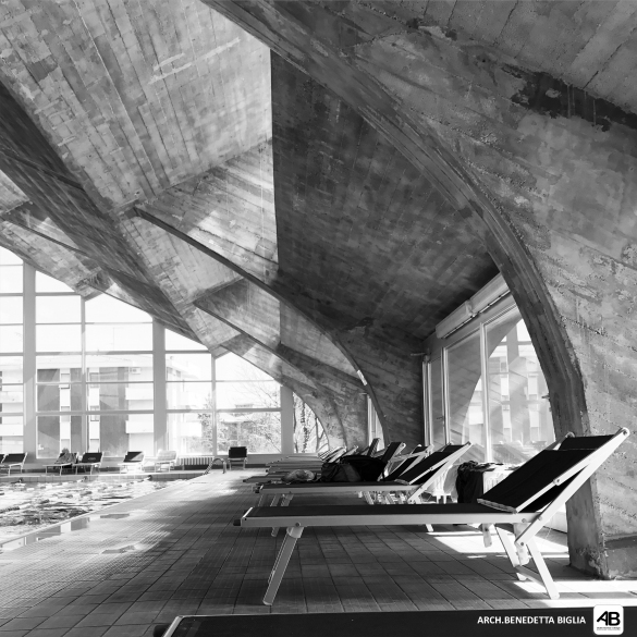 Piscina Termale Coperta: Interno