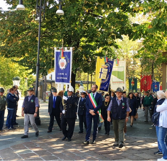 Raduno Alpini a Salsomaggiore Terme: Sfilata della rappresentanza cittadina con il Sindaco Filippo Fritelli
