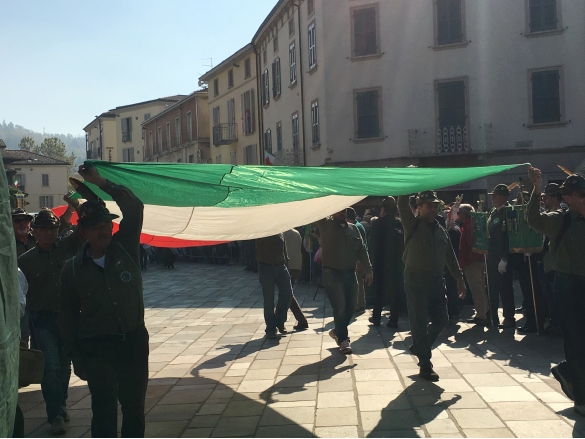 Sfilata con il Tricolore: 