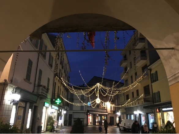 Luminarie di Natale: Festa di luci in città