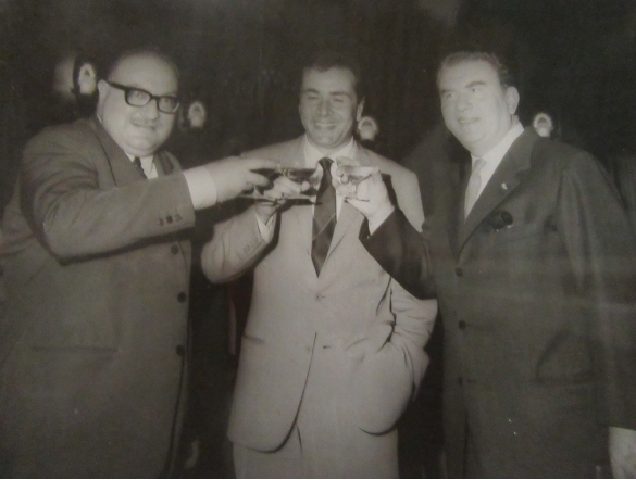Teatro Nuovo Salsomaggiore Terme: Anni '60 del Novecento - al centro Enzo Tortora e Gino Cervi 