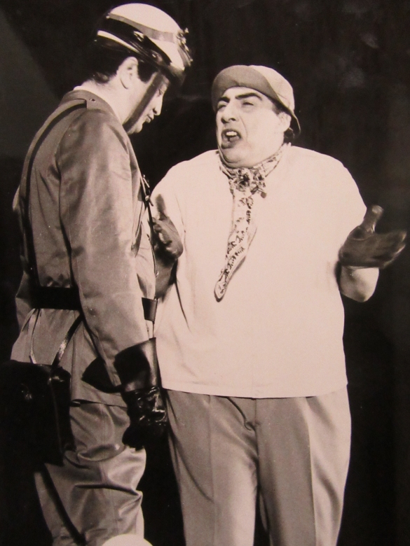 Teatro Nuovo Salsomaggiore Terme: Anni '60 del Novecento - L 'attore Gino Bramieri in uno spettacolo al Teatro Nuovo 