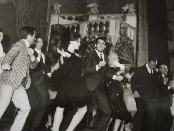 Teatro Nuovo Salsomaggiore Terme: Anni '60 del Novecento - Walter Chiari in uno spettacolo al Teatro Nuovo 