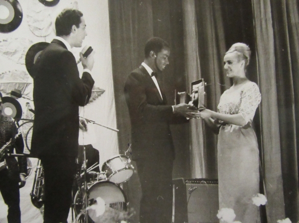 Teatro Nuovo Salsomaggiore Terme: Anni '60 del Novecento - Premiazioni al Teatro Nuovo