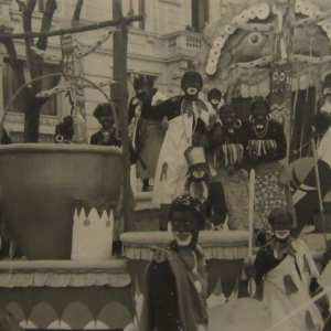 Collezione Biblioteca Comunale G.D. Romagnosi :  Fine anni '50 del Novecento - Corso mascherato 