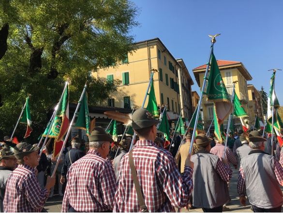 Alpini a Salsomaggiore : Alpini ial termine della sfilata cittadina